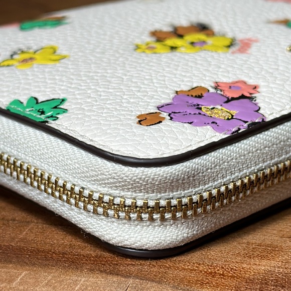 COACH Medium Zip Around Wallet With Floral Print - Picture 6 of 16